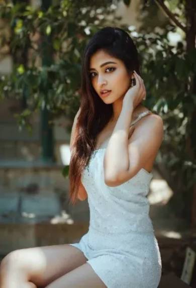 Zoya — profile photo, Noida